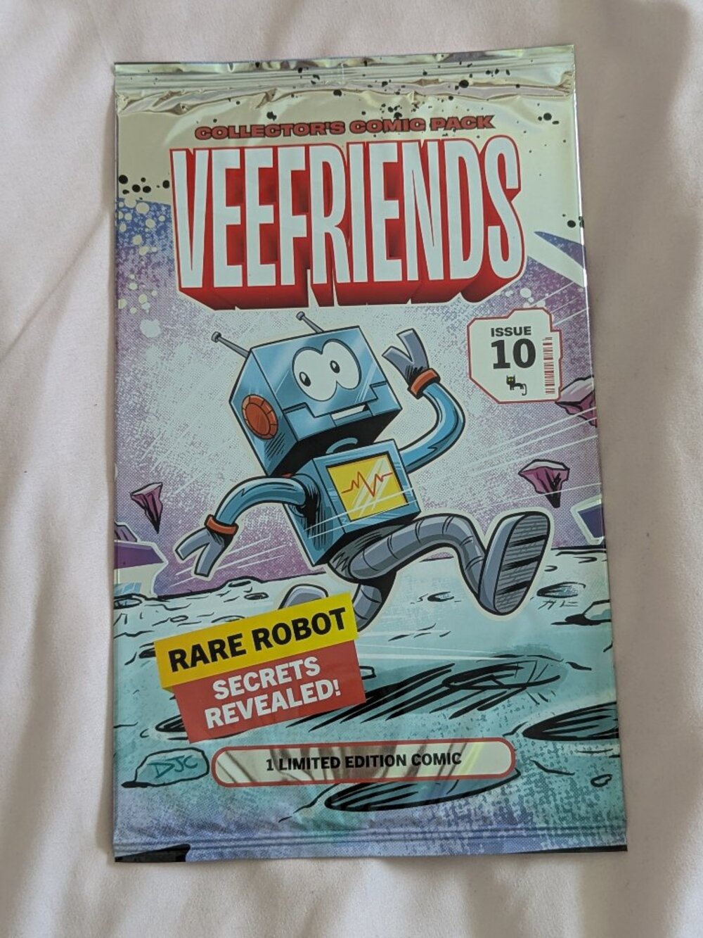 VeeFriends Collector Comic Pack Issue 10 Sealed